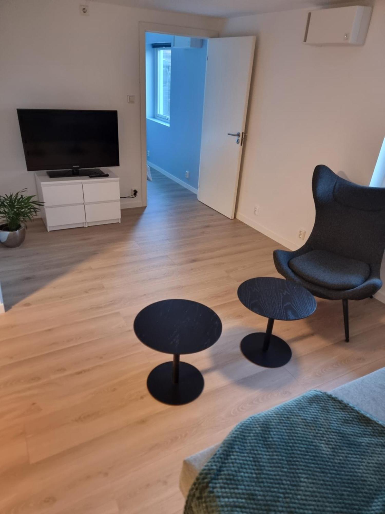 Near City, 7 Min From The Airport, Free Parking Appartement *